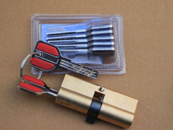 荣昌24小时上门开锁公司